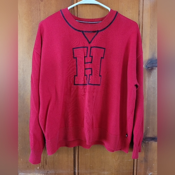 3/30$🎉SALE!!!🎉 Tommy Hilfiger Womens Size M Logo Sweater - Picture 1 of 3